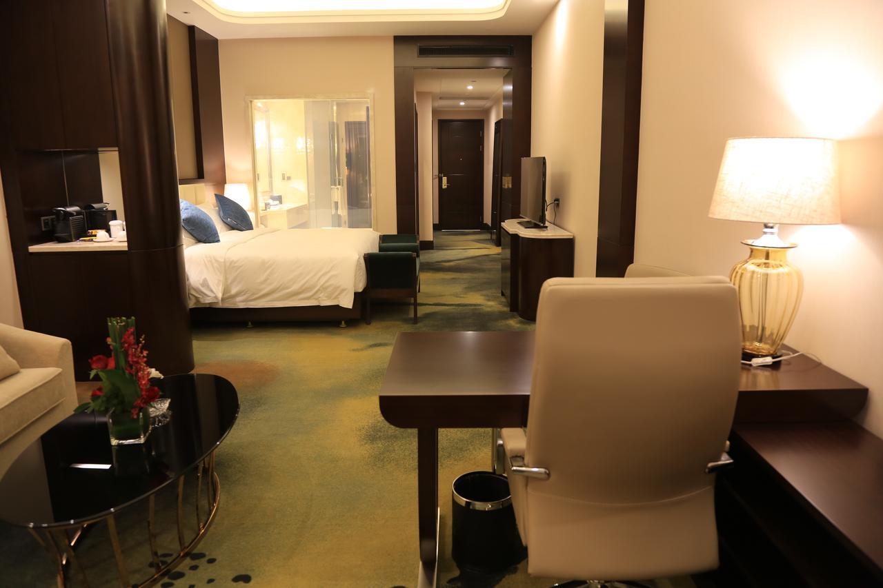 The Huiting Collection Hotel Wuhan Luaran gambar