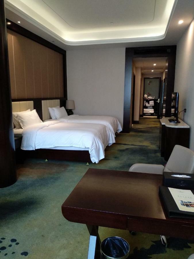 The Huiting Collection Hotel Wuhan Luaran gambar